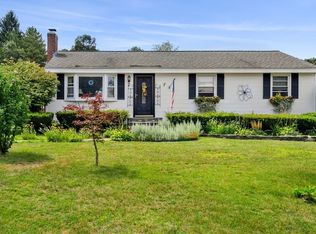 2 Staunton Rd, Groveland, MA 01834