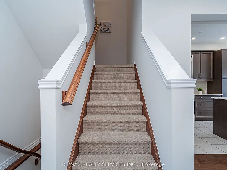 7 Baker Ln — Photo 27