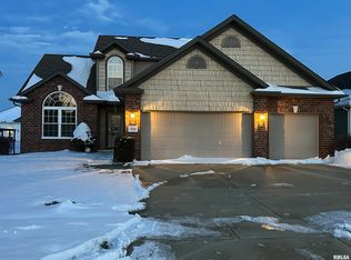 7408 Royal Troon Ct, Springfield, IL 62711