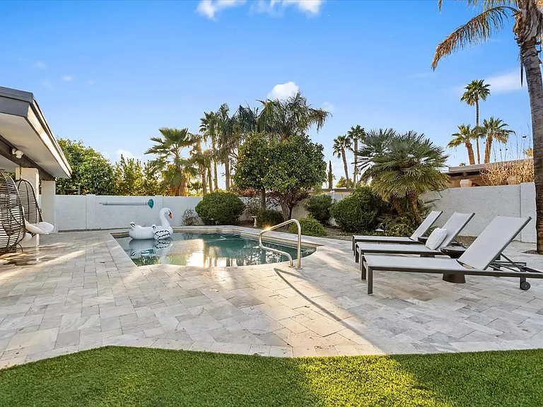 6252 E Beverly Ln — Photo 37