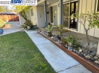 8 Greens Ln, Pleasanton, CA 94566