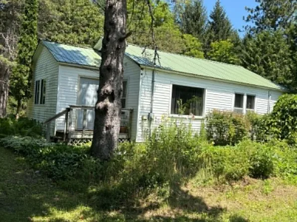 7297 M 33, Onaway, MI 49765