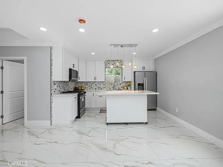 12943 Bess Ave — Photo 20