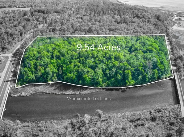 Lake Ave NE, Bemidji, MN 56601