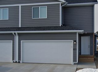 601 Copperfield Dr, Rapid City, SD 57703