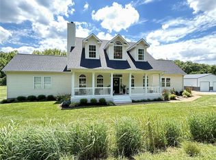 5886 Glade Chapel Rd, Hillsboro, MO 63050