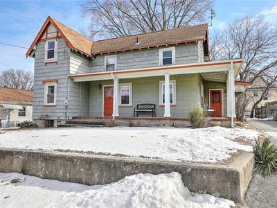 24 Magnolia St, Cranston, RI, 02910