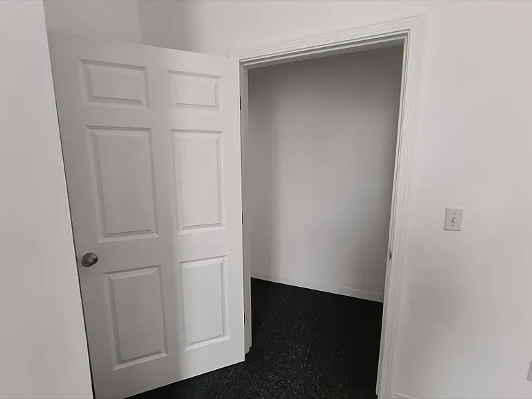 138 Laurel Hill Ave #2 — Photo 29