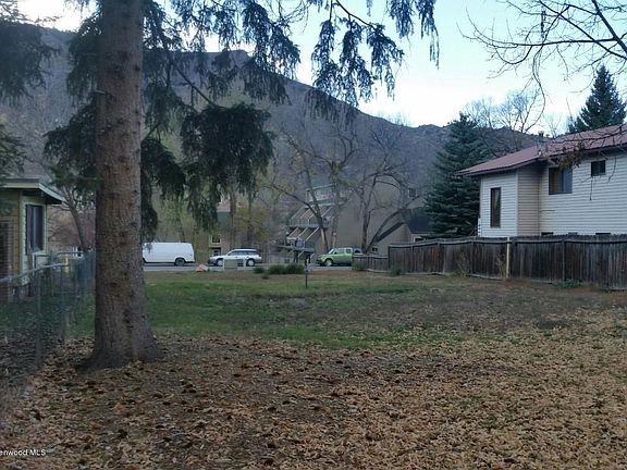 4th image of 1328 Pitkin Ave