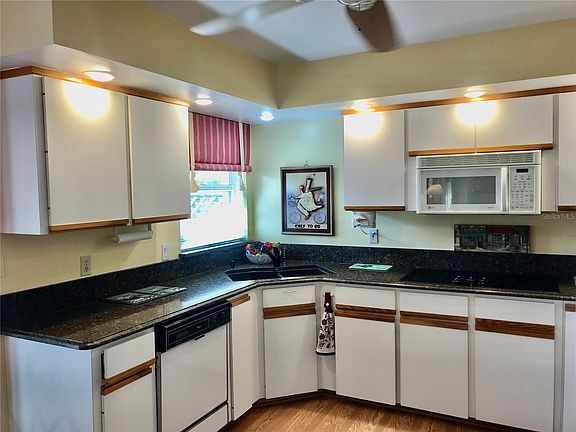 3rd image of 797 Harrington Lake Dr N #72