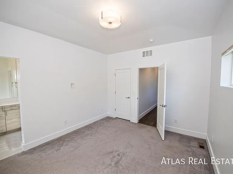 2156 S Sherman St — Photo 30