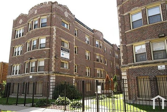 1st image of 8240 S Ellis Ave #8238
