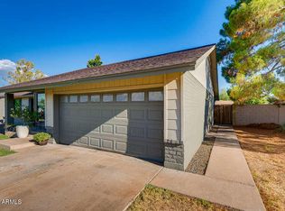 3233 E Emerald Cir, Mesa, AZ 85204