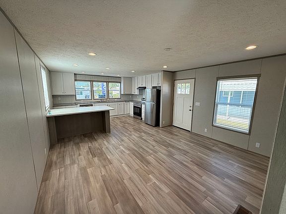 4th image of 603 63rd Ave W Lot L2