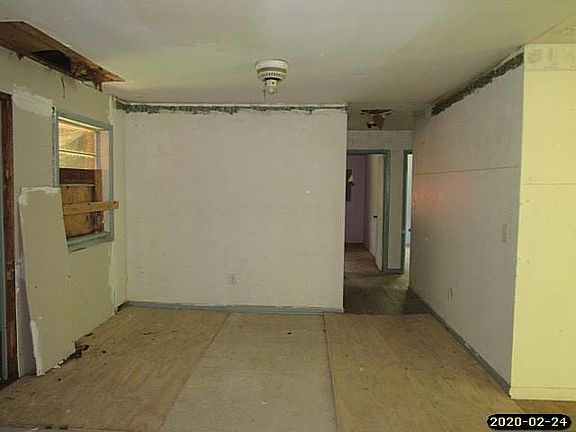 5th image of 129 Wilhelmina Dr