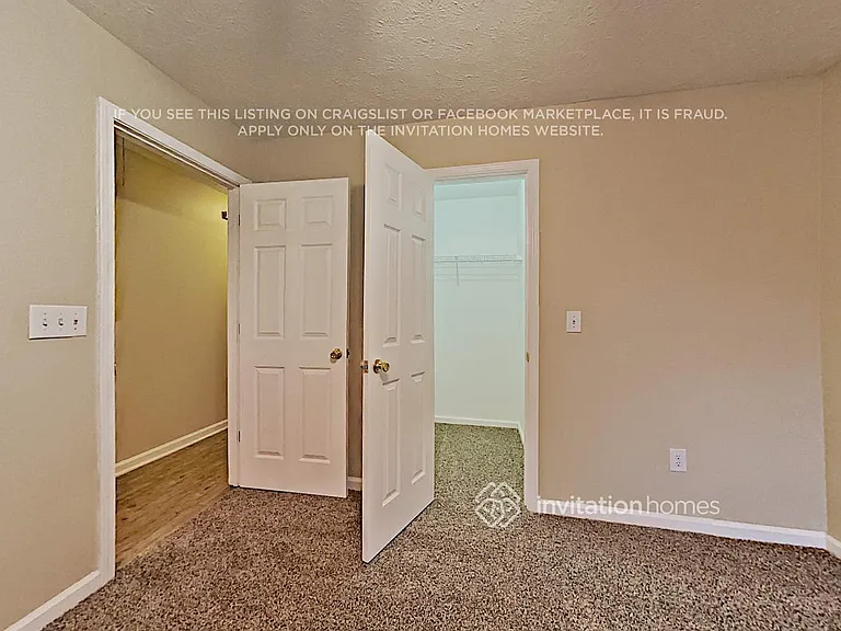 7355 Tatum Woods Dr — Photo 8