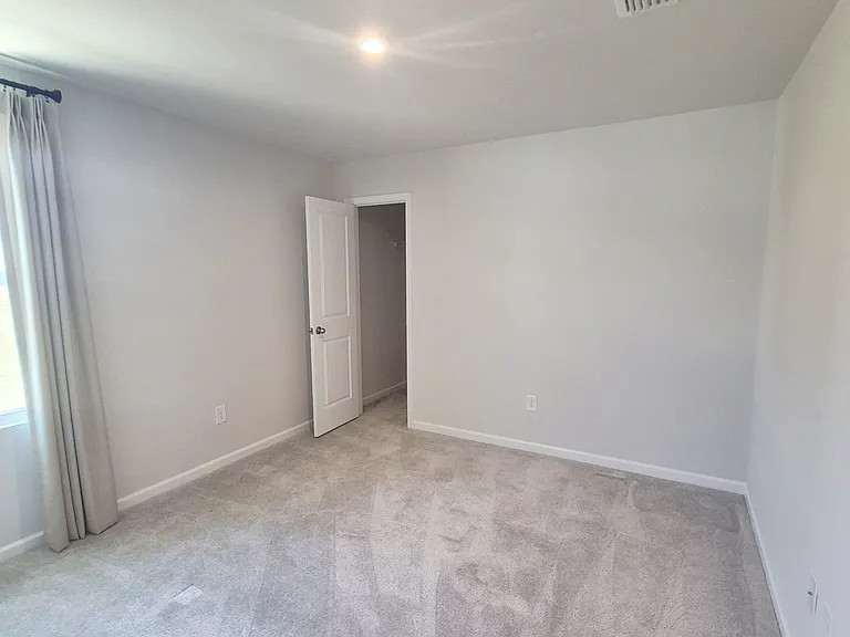 130 Robinia Rd — Photo 27