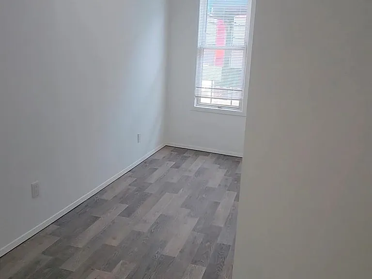120-15 Jamaica Ave #2 — Photo 15