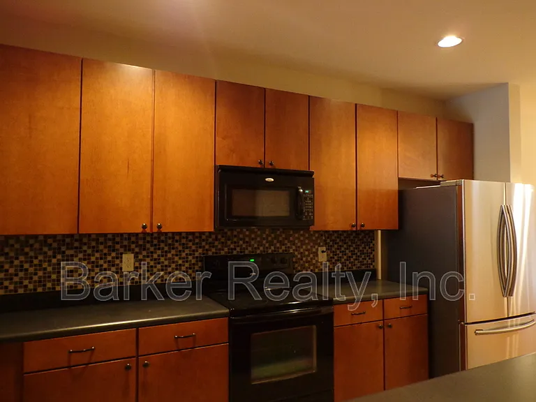 3018 Freeport Dr — Photo 10
