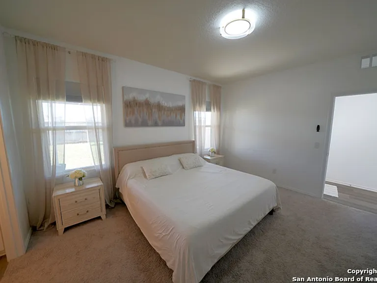 5527 Rue Girard — Photo 29