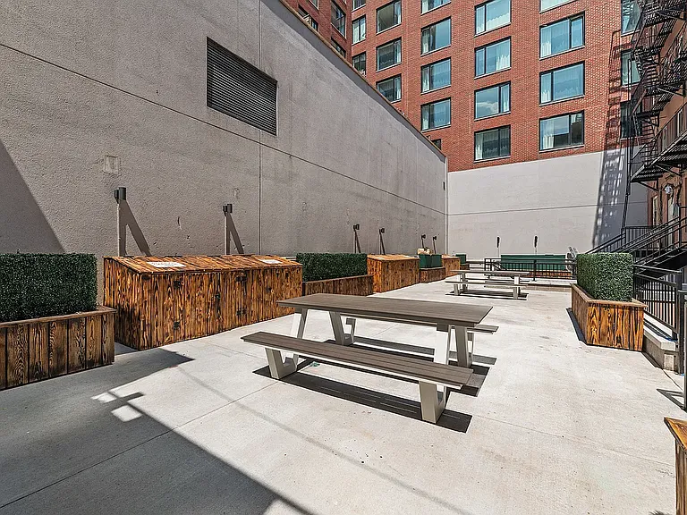 163 Ludlow St #2D — Photo 5