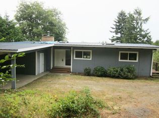 12069 Viewcrest Pl NE, Bainbridge Island, WA 98110