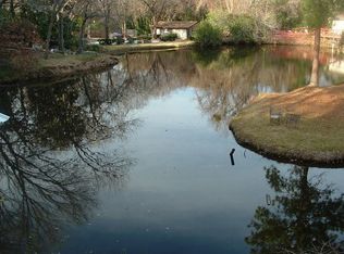 1719 Spring Lake Dr, Arlington, TX 76012