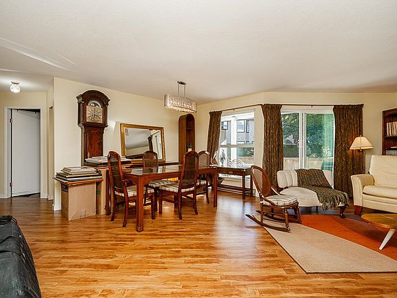 3rd image of 9914 148th St #34