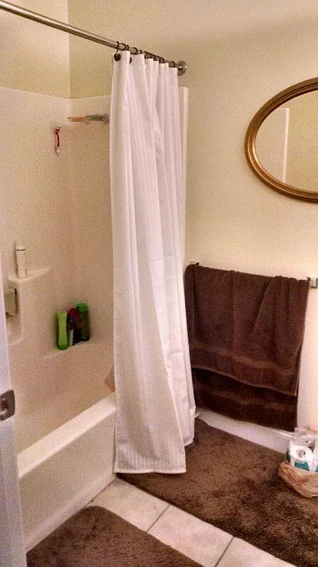 Studio, 111 sqft, $2,100 — Photo 3