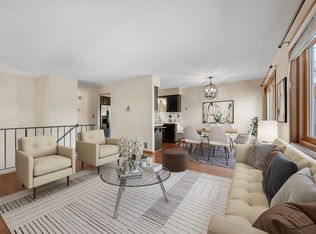2505 Geranium Ave E, Maplewood, MN 55119