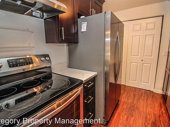 4th image of 3030 125th Ave SE Unit 4