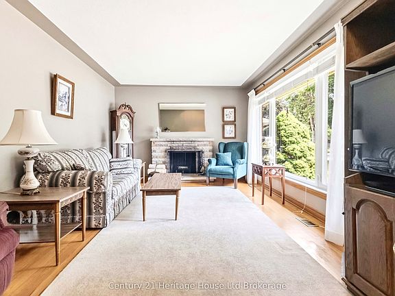 3rd image of 26 Deveron Cres