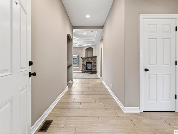 4th image of 10615 Hillcrest Dr
