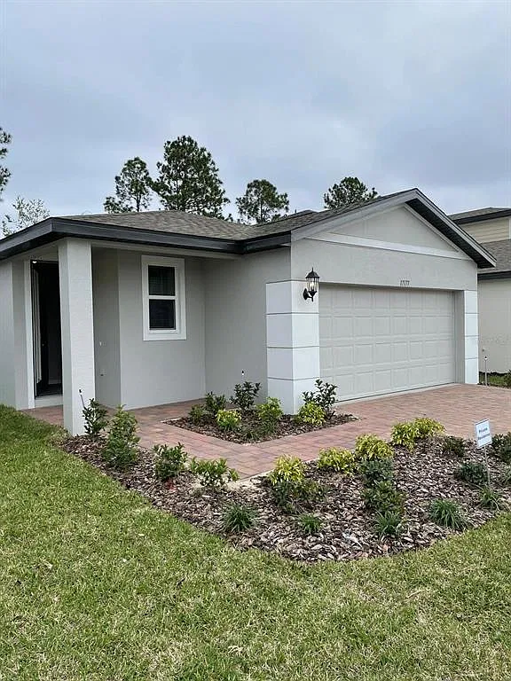 3 bed, 2.0 bath, 1483 sqft, $2,500 — Photo 2