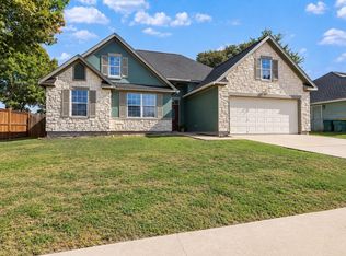 340 Rose Mayer Loop, La Grange, TX 78945