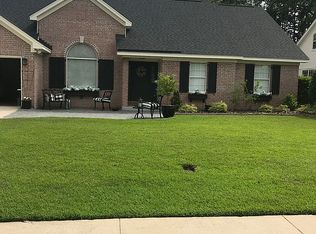 128 Druid Cir, Savannah, GA 31410