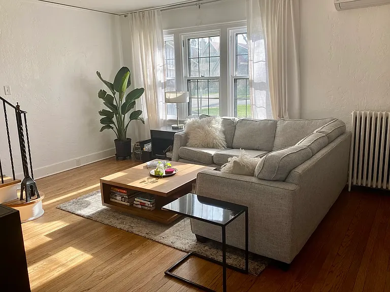 4845 N Cumberland Blvd — Photo 2
