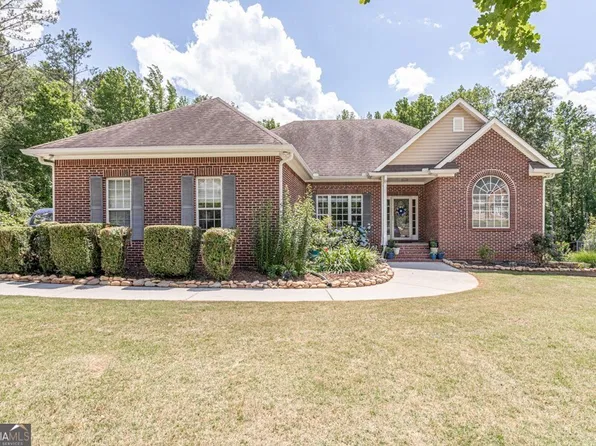 210 Longshore Way, Fayetteville, GA 30215