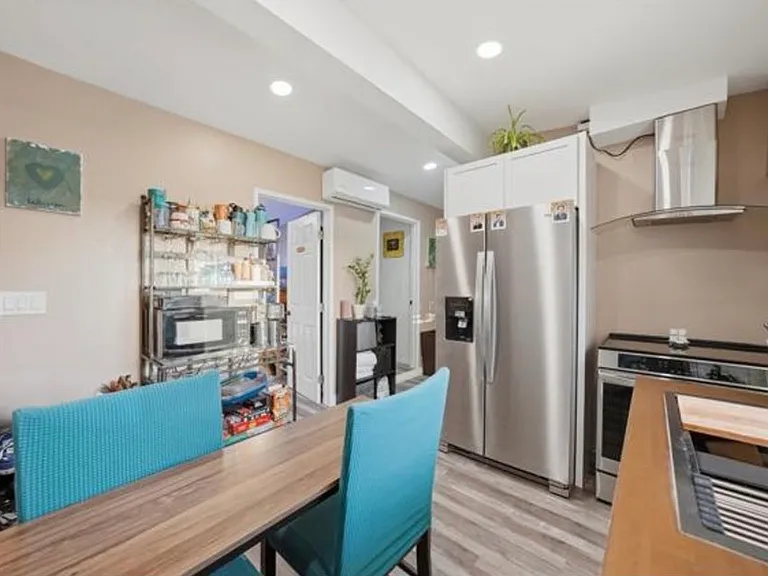 579 Le May Ave #579 — Photo 3