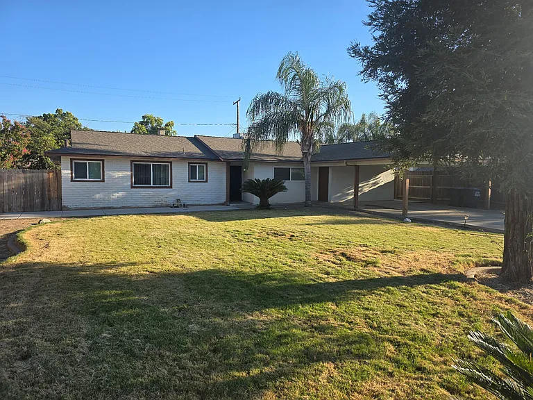 1005 W Cambridge Ave — Photo 32