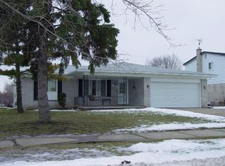 16099 E Bedford St, Southfield, MI 48076