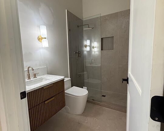 5th image of 7849 Brighton Ave