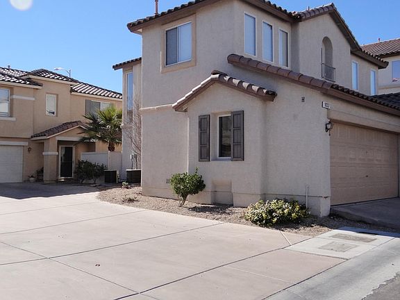 2nd image of 10337 Adrianna Ave
