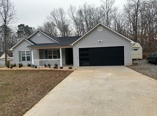 5326 Morgan Manor Dr, Lula, GA 30554