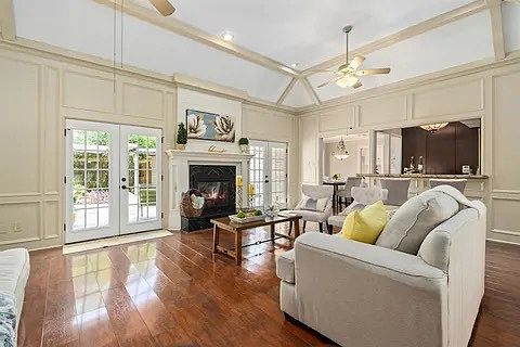 4th image of 3615 Fairvalley Dr