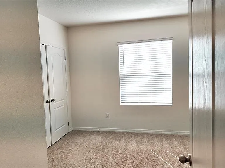 1241 Yellow Finch Dr — Photo 25