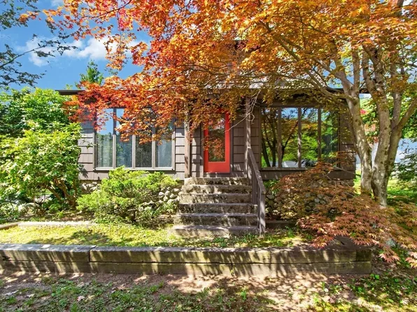 139 Bailey Rd, Holden, MA 01520