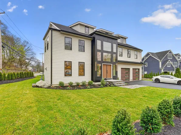 (undisclosed Address), Needham, MA 02494