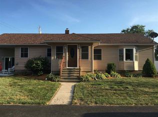 209 E North St, Goodland, IN 47948