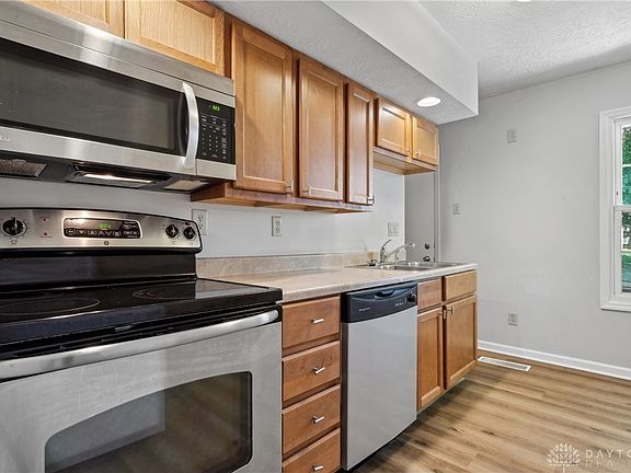 3rd image of 2348 Vale Dr